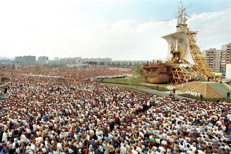 Trójmiasto 11-12 VI; Msza św. z udziałem Jana Pawła II na gdańskiej Zaspie w dn. 12 VI 1987 r. (fot. S. Składanowski)